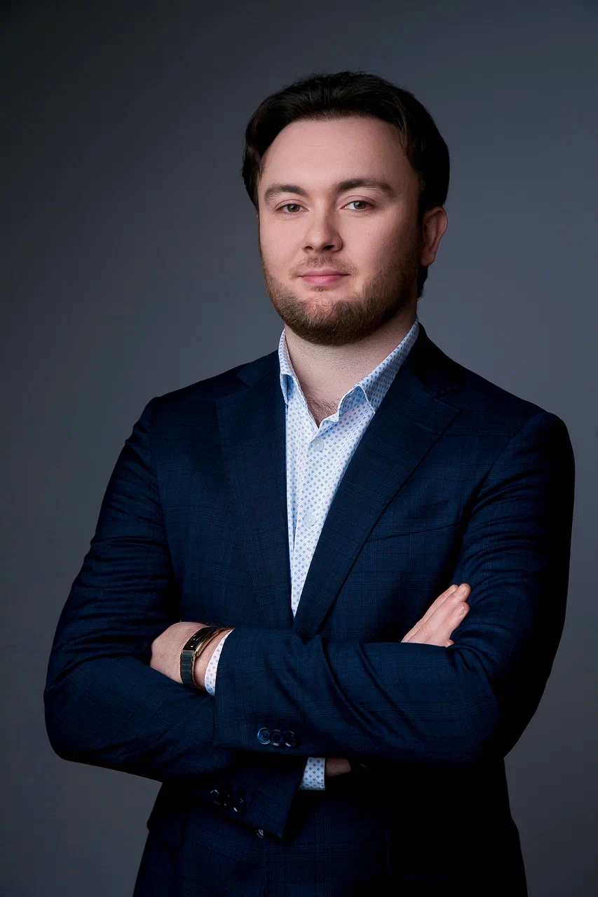 Керимов Азамат Витальевич